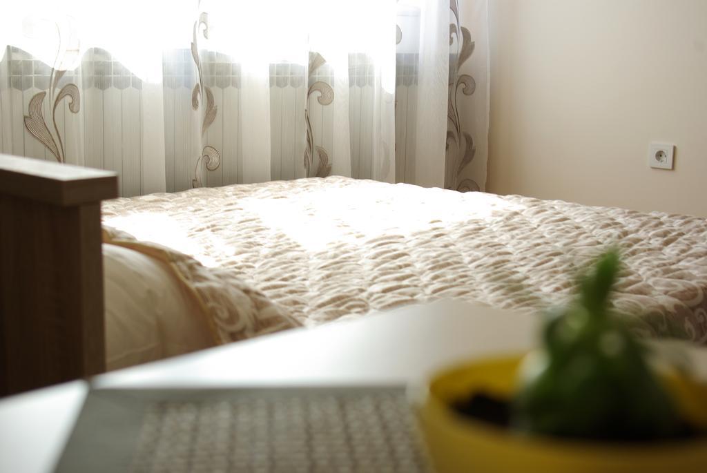 Square Studio Apartment Ni المظهر الخارجي الصورة