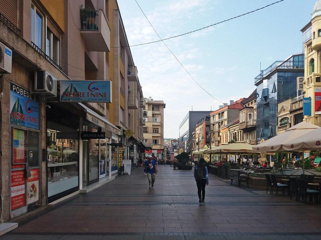 Square Studio Apartment Ni المظهر الخارجي الصورة
